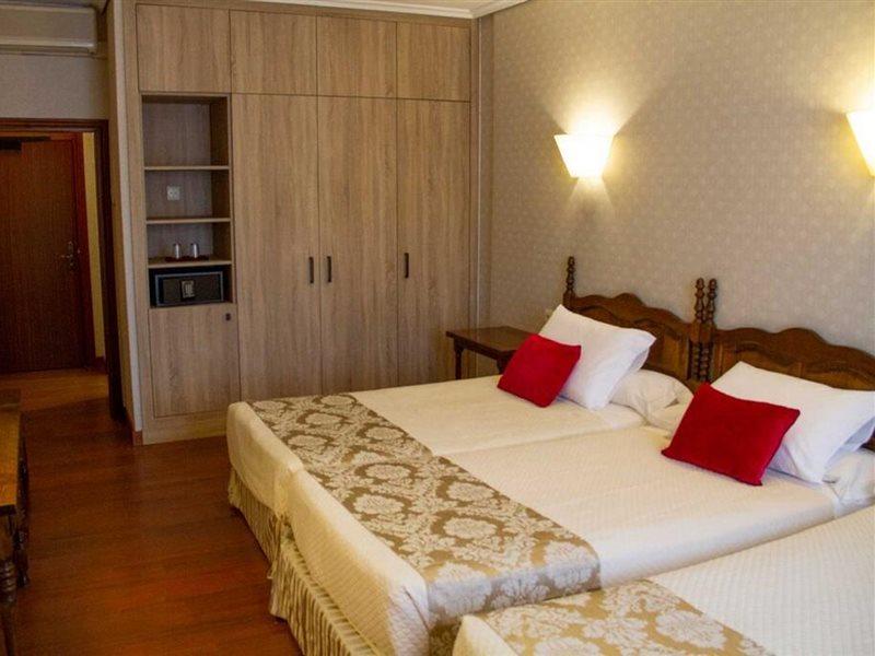 Hotel Pazo O Rial ビラガルシーア・デ・アロウサ エクステリア 写真