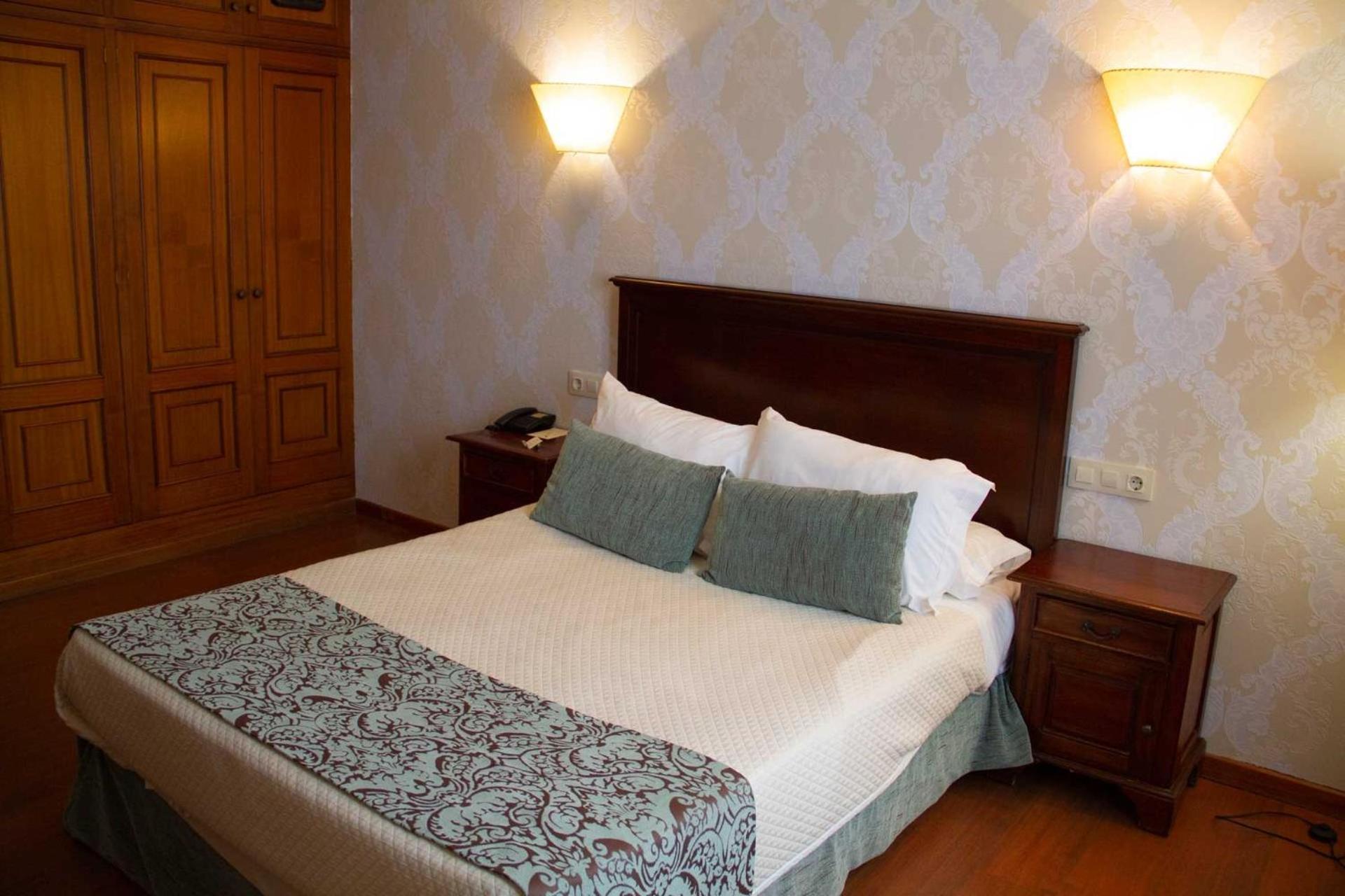 Hotel Pazo O Rial ビラガルシーア・デ・アロウサ エクステリア 写真