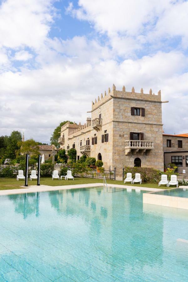 Hotel Pazo O Rial ビラガルシーア・デ・アロウサ エクステリア 写真
