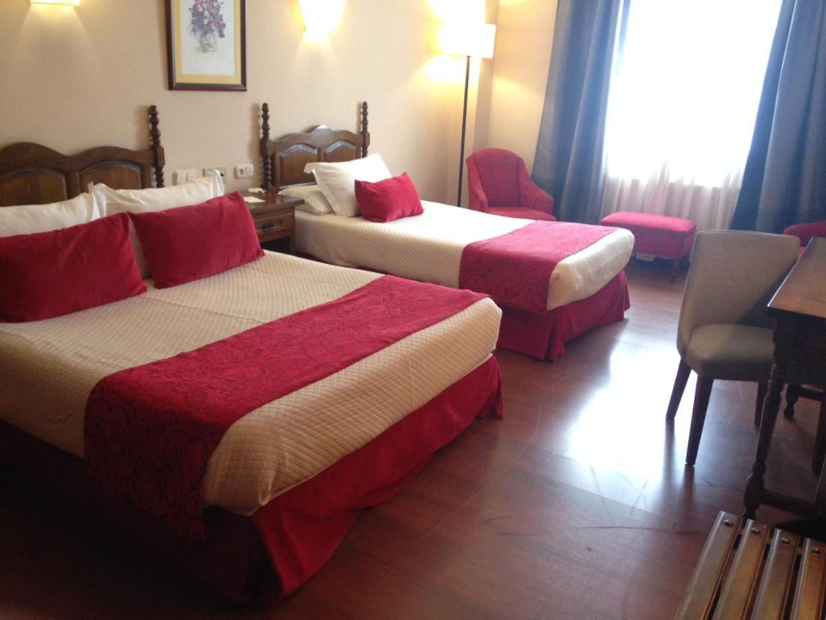 Hotel Pazo O Rial ビラガルシーア・デ・アロウサ エクステリア 写真